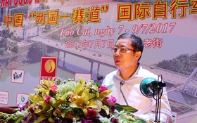 老街省人委會副主席阮青洋在閉幕式發表。（圖片來源：老街報電子版）