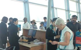 富國國際航空港迎接大量國內和國際乘客。