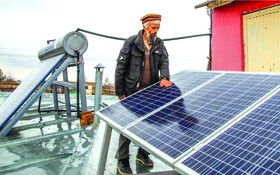 阿富汗一家醫療中心正在使用可再生能源，減少對導致氣候變化的化石燃料的依賴。