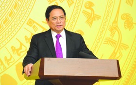 政府總理范明政在國家網絡安寧安全指委會會議上致辭。