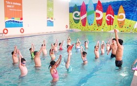 組織游泳教學是防範兒童溺水的有效措施之一。
