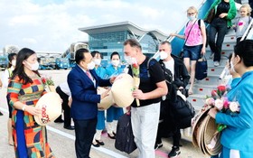 放寬多項規定後，重返越南的外國遊客與日增加。