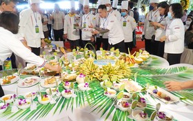 222 道椰子菜刷新越南與世界紀錄