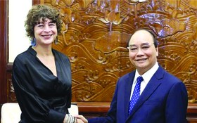 國家主席阮春福昨接見荷蘭駐越南大使埃爾 斯貝絲‧阿克曼。