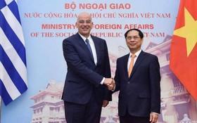 希臘外長訪問越南