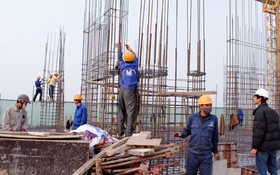 建設與建築勞工缺乏。