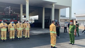 PC07 checks fire prevention, fighting and rescue works in Tan Son Nhat airport
