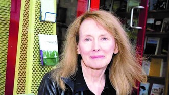 Nhà văn Annie Ernaux