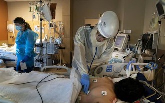 預計到1月底，加州因新冠肺炎入院治療的患者數量將增加兩倍。（圖：AP）