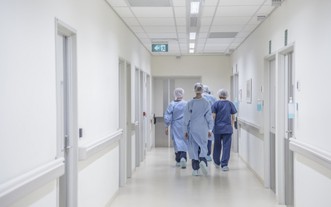 最新研究顯示，英國脫歐令國內「醫生荒」問題惡化，主要專科領域推算缺4000名醫生。（示意圖：AFP）