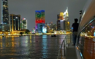 本市擬推出“夜間乘船遊覽西貢河”旅遊產品。（圖：VNE）