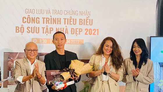 Tác giả được trao giải