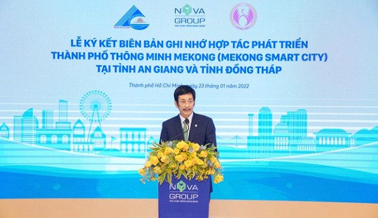 Ông Bùi Thành Nhơn, Chủ tịch HĐQT NovaGroup, tích cực kêu gọi các tổ chức, các doanh nghiệp cùng hợp lực phát triển, cùng vươn ra thế giới.