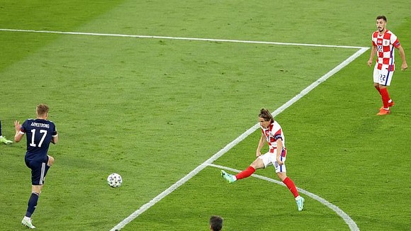Cú Trivela thần sầu của Luka Modric đã xoay chuyển hoàn toàn cục diện của trận đấu.