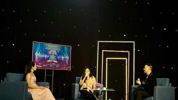 Ca sĩ Phương Thanh là một trong những khách mời giao lưu trong talkshow Chung một niềm tin chiến thắng. Ảnh: TTCNN cung cấp