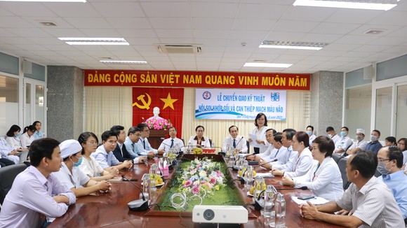 Toàn cảnh buổi lễ chuyển giao