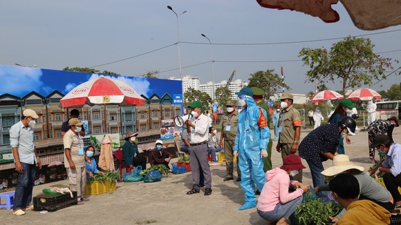 Toàn cảnh buổi diễn tập phòng chống dịch Covid-19 trên địa bàn phường 7, quận 8