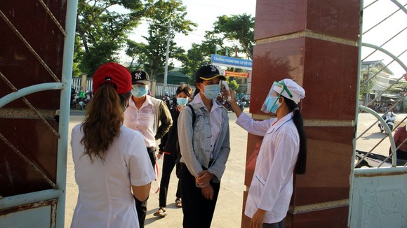 Quảng Ngãi bắt đầu dạy học trực tiếp từ ngày 4-10