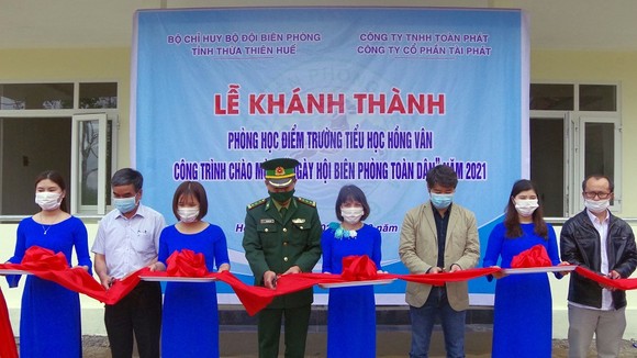 Khánh thành phòng học tại điểm Trường Tiểu học Hồng Vân 