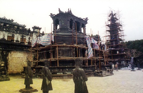 Trùng tu di tích lăng vua Khải Định 