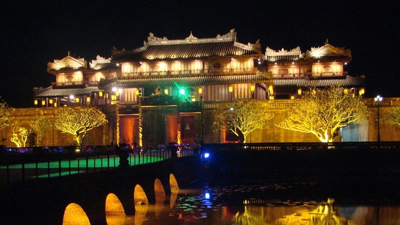Đại nội Huế được mở cửa đón khách tham quan từ 0 giờ ngày 28-9.