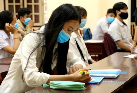 Học sinh THPT tại Thừa Thiên - Huế đến trường học tập bình thường từ ngày 13-12.