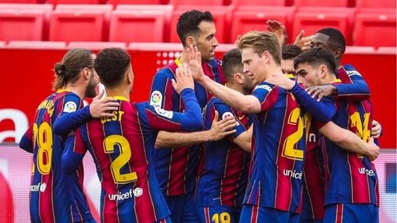 Barcelona vẫn đang duy trì sự ổn định tại La Liga. Ảnh: Getty Images