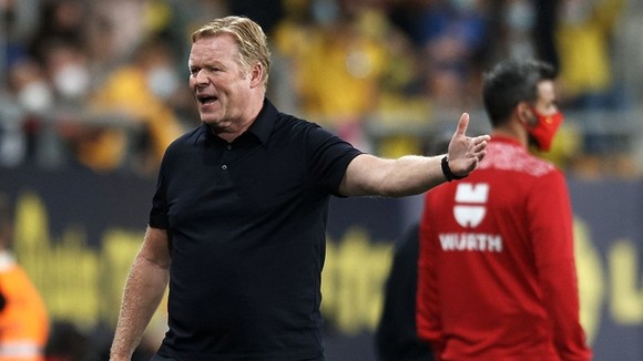 Thời gian của HLV Ronald Koeman tại Barca đang rút ngắn dần?