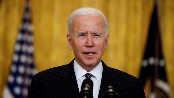 Chính quyền Tổng thống Joe Biden đã cam kết chia sẻ 80 triệu liều vắc xin với thế giới trước tháng 6. Ảnh: REUTERS