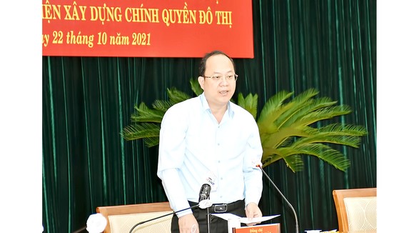 Phó Bí thư Thành ủy TPHCM Nguyễn Hồ Hải phát biểu tại hội thảo trực tuyến “Đề xuất nhiệm vụ, giải pháp đột phá trong xây dựng tổ chức cơ sở Đảng và nâng cao chất lượng đội ngũ đảng viên ở Đảng bộ TPHCM trong điều kiện xây dựng chính quyền đô thị”. Ảnh: TH