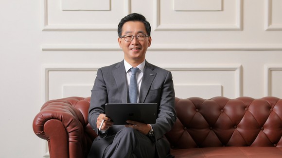 Ông Lee Taekyung