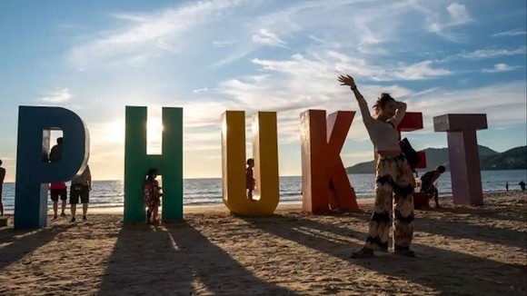 Mô hình Hộp cát Phuket được xem như chiếc chìa khóa để mở cánh cửa phục hồi du lịch Thái Lan.