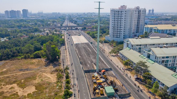 Công trình cầu Mỹ Thủy 3 hồi giữa tháng 2/2021. Ảnh: Hạ Giang.