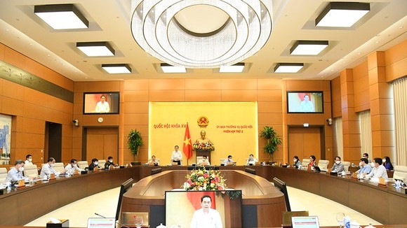 Một phiên họp của Ủy ban Thường vụ Quốc hội khóa XV