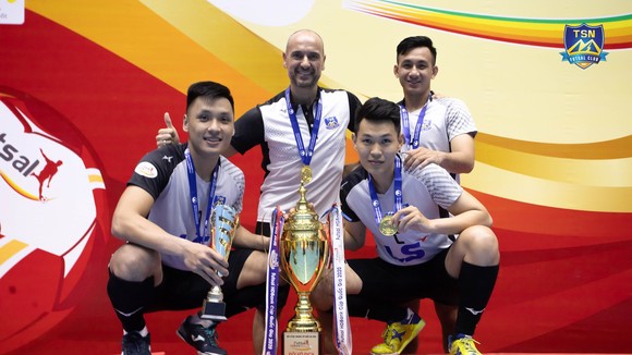 Thái Sơn Nam tiếp tục tăng cường thêm "Bộ tham mưu"