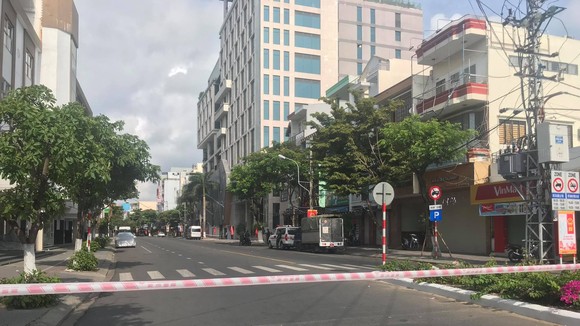Phong tỏa đoạn đường Đống Đa (trước mặt vũ trường New Phương Đông, quận Hải Châu, TP Đà Nẵng) từ 0 giờ ngày 6-5