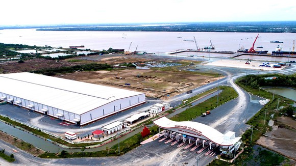 Cảng biển quốc tế Long An được xem là lợi thế quan trọng của tỉnh Long An so với các địa phương khác trong vùng. Ảnh: CÔNG TOẠI