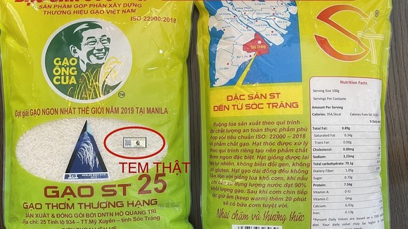 Gạo ST25 mới có in hình ông Cua. Ảnh: NVCC