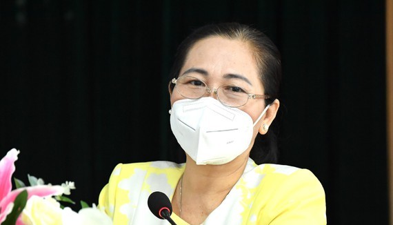 Chairwoman of the HCMC People’s Council Nguyen Thi Le speaks at the event.