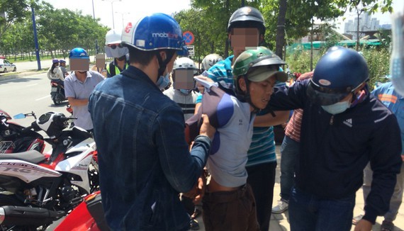 In the first nine months, the municipal police cracks down on more than 2,000 criminal cases and arrested 2,081 people. (Photo: SGGP)