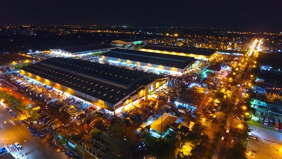 Binh Dien whosale market