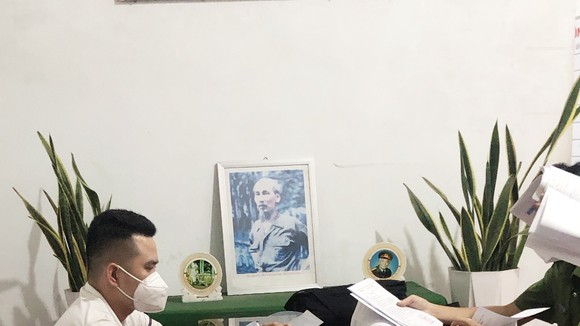 Đối tượng Nhơn tại cơ quan công an