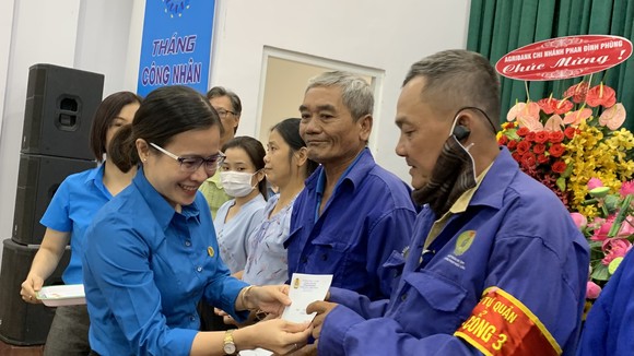 Đoàn viên công đoàn, người lao động trên địa bàn quận 1 bị ảnh hưởng dịch Covid-19 được chăm lo trong Tháng công nhân năm 2021