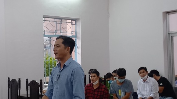 Bị cáo Huỳnh Trung Hiếu tại tòa sơ thẩm