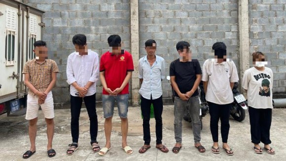 Các đội tượng tại cơ quan công an