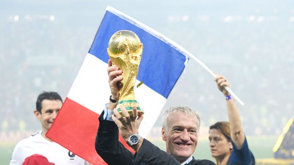 HLV Didier Deschamps luôn tin đội tuyển của ông xứng đáng là nhà vô địch. Ảnh: Getty Images
