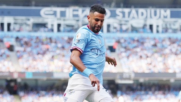 Riyad Mahrez đang đánh mất phong độ một cách đáng ngại. Ảnh: Getty Images