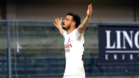 Florenzi ký hợp đồng 3 năm với AC Milan