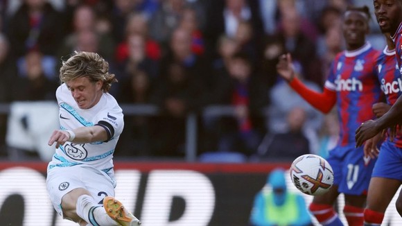Pha ghi bàn tuyệt vời của Conor Gallagher