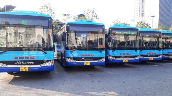 Xe buýt Hà Nội đã chuẩn bị sẵn sàng phương tiện để chạy lại 100% công suất. (Ảnh: CTV/Vietnam+)